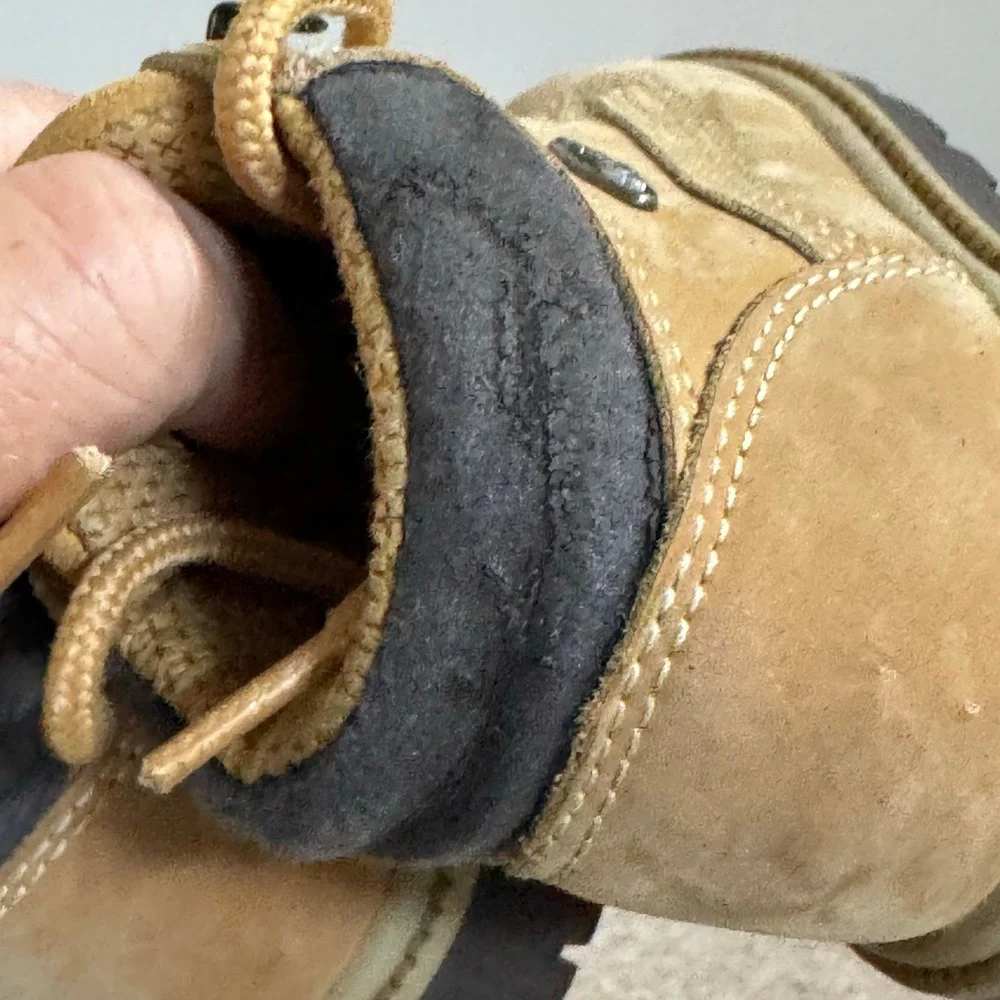 Lugz Toddler Boots Tan Brown Lace Up Round Toe Padded Collar Walking‎ Shoes